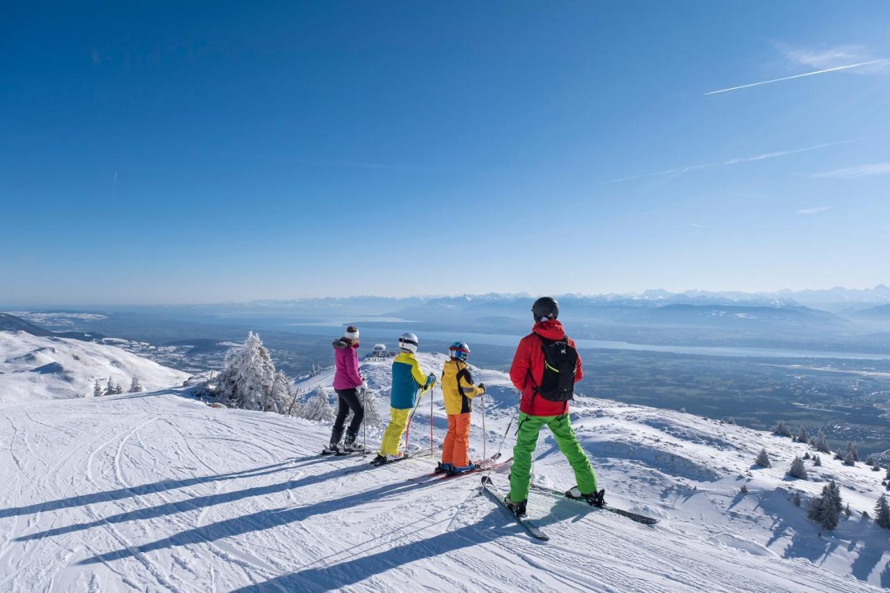 ホテル Vvf Les Monts Jura Lélex エクステリア 写真