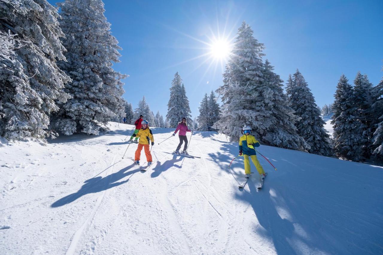 ホテル Vvf Les Monts Jura Lélex エクステリア 写真